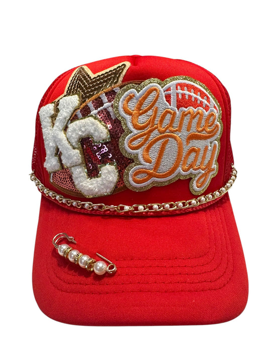 Gold and Pearls Kansas City Chiefs GameDay Trucker Hat with Gold Chain Hat Belt