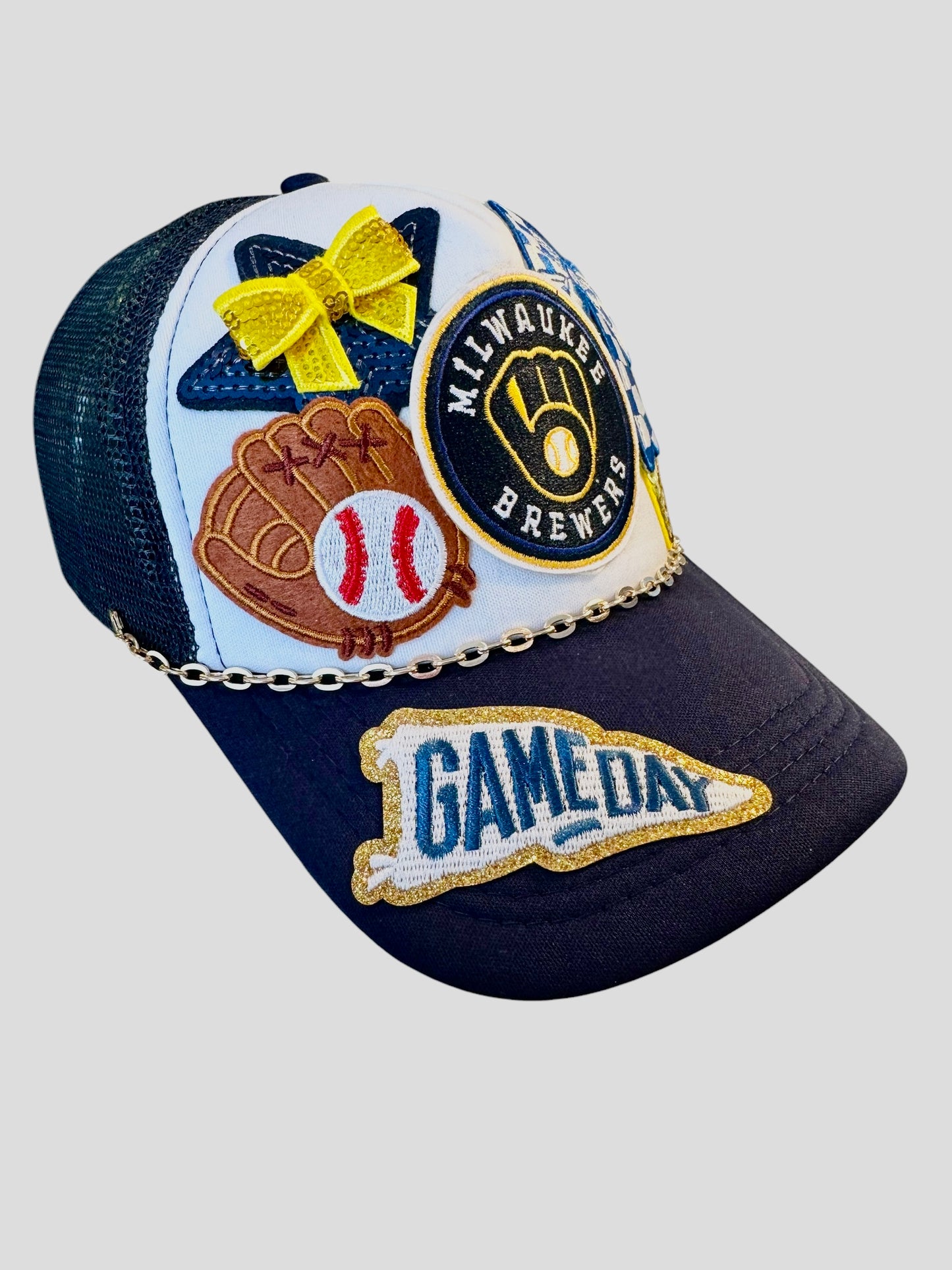 New Sequin Milwaukee Brewers GameDay Trucker Hat with Gold Chain Hat Belt